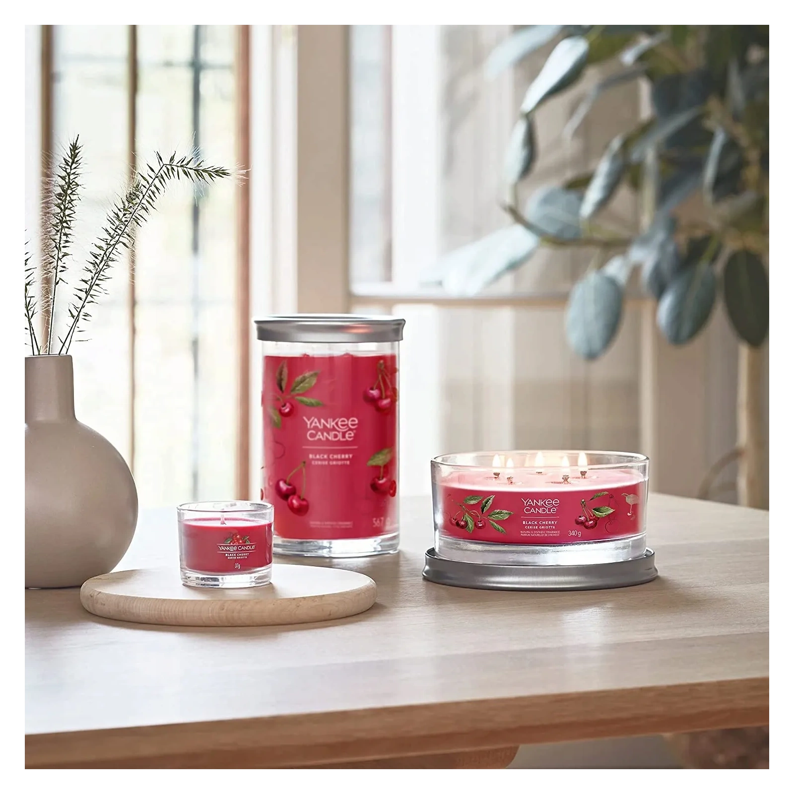 YANKEE CANDLE Signature tumbler z 2 knotami BLACK CHERRY 567g