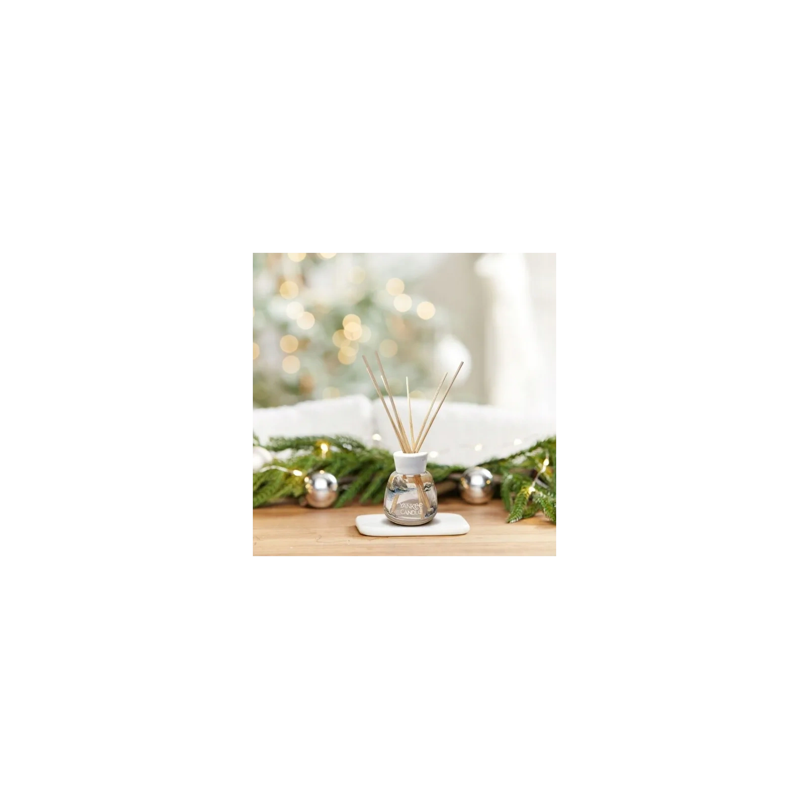 YANKEE CANDLE Reed Diffuser pałeczki zapachowe AMBER & SANDALWOOD 100ml