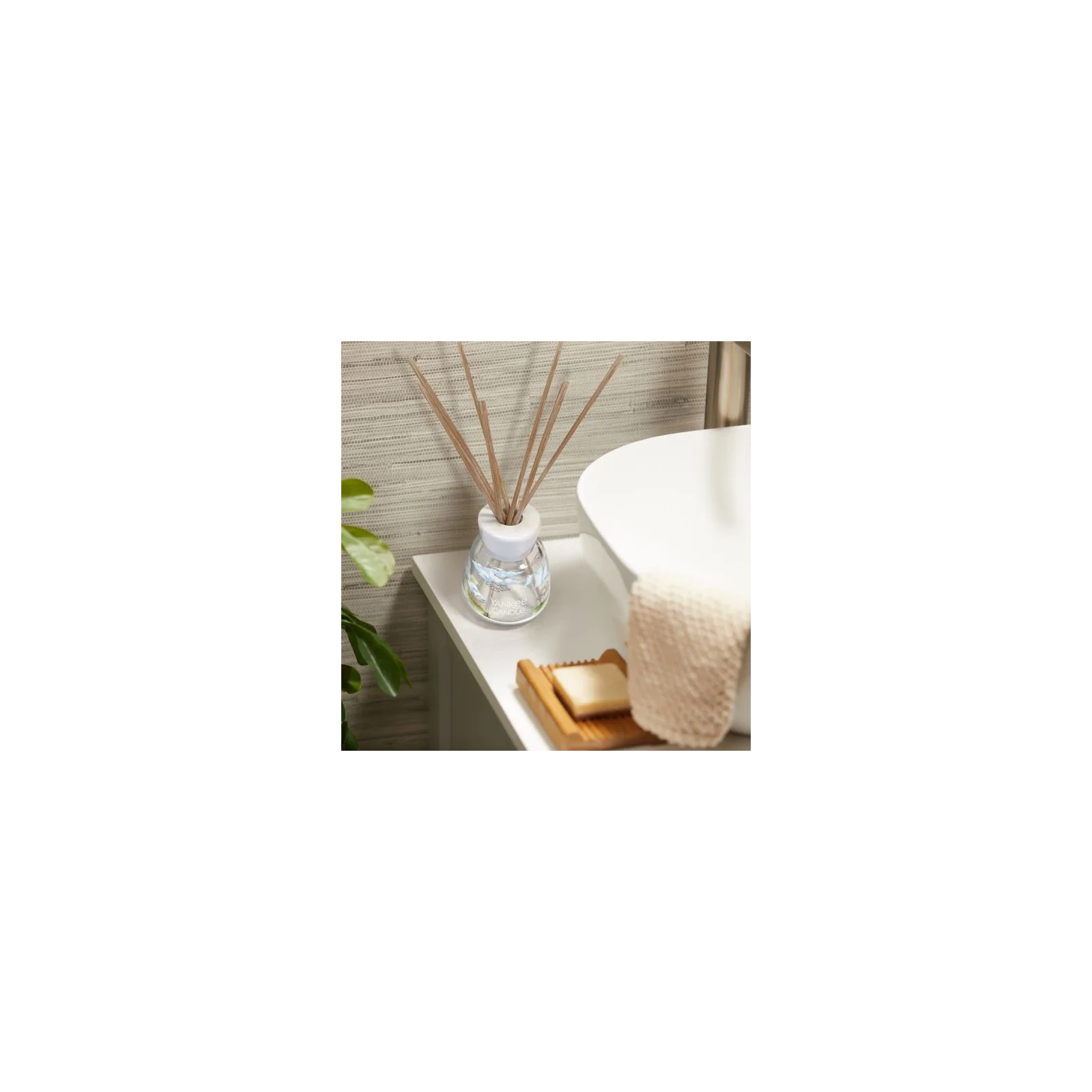 YANKEE CANDLE Reed Diffuser pałeczki zapachowe CLEAN COTTON 100ml