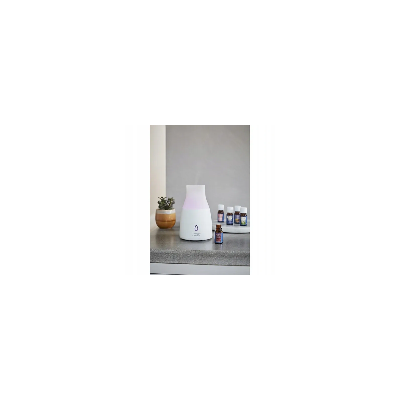 YANKEE CANDLE Ultrasonic Aroma Diffuser zestaw startowy BLACK CHERRY 10ml