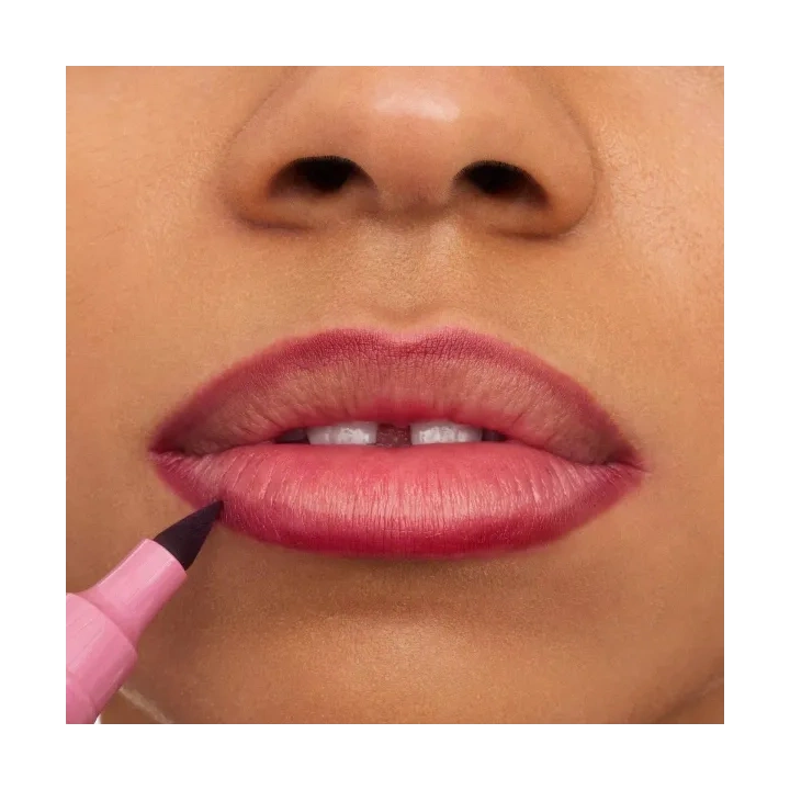 ESSENCE Line N' Stain! Tattoo konturówka do ust 01 Everyone's Nude Pink 2,5ml