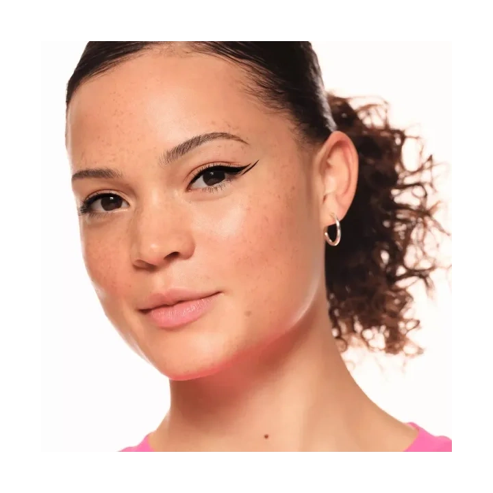 ESSENCE Line It Like A Pro! eyeliner 01 Czarny 1,2g 