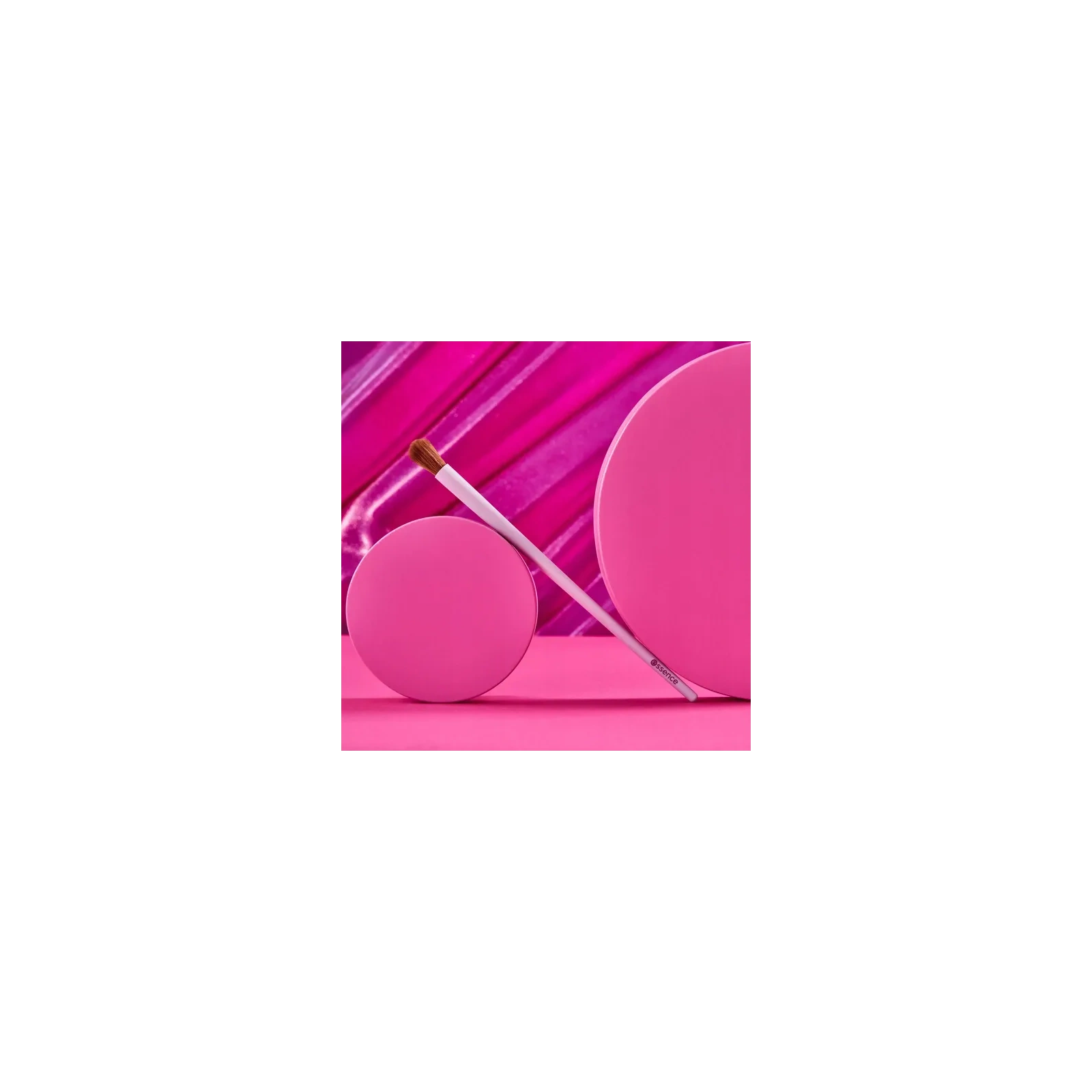 ESSENCE Brush All In One Blending pędzel do makijażu wielofunkcyjny 01 Blending Hero 