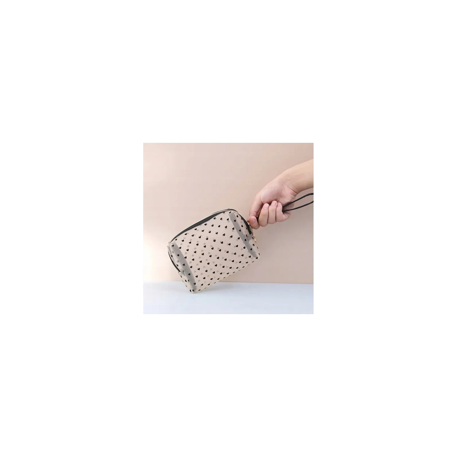ECARLA kosmetyczka jednokomorowa transparentna 12x18x8cm Czarne Serca KS126 