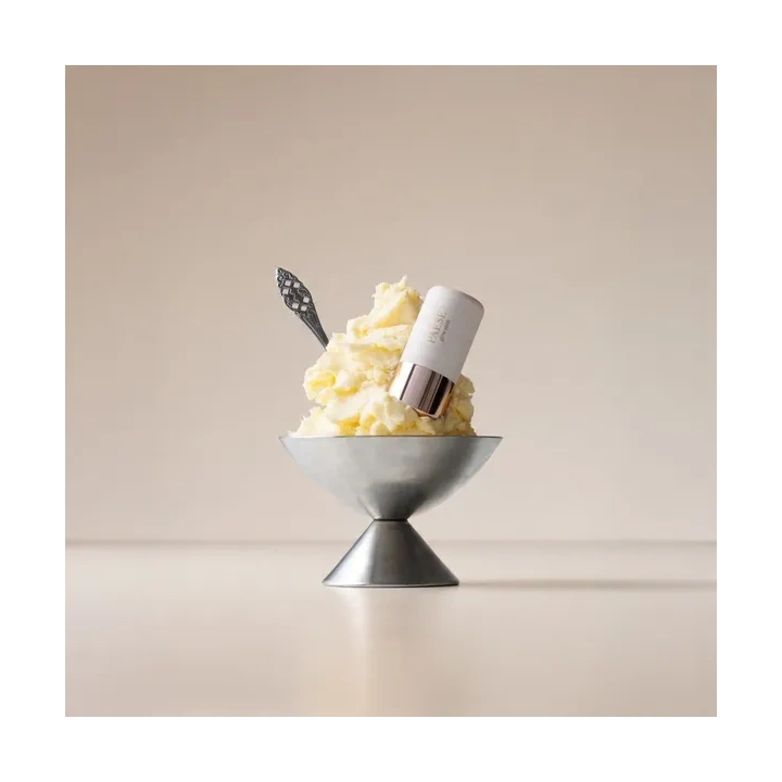 PAESE X Żurwaska Butter Blend masełkowy rozświetlacz do twarzy w sztyfcie 01 Fresco 6g