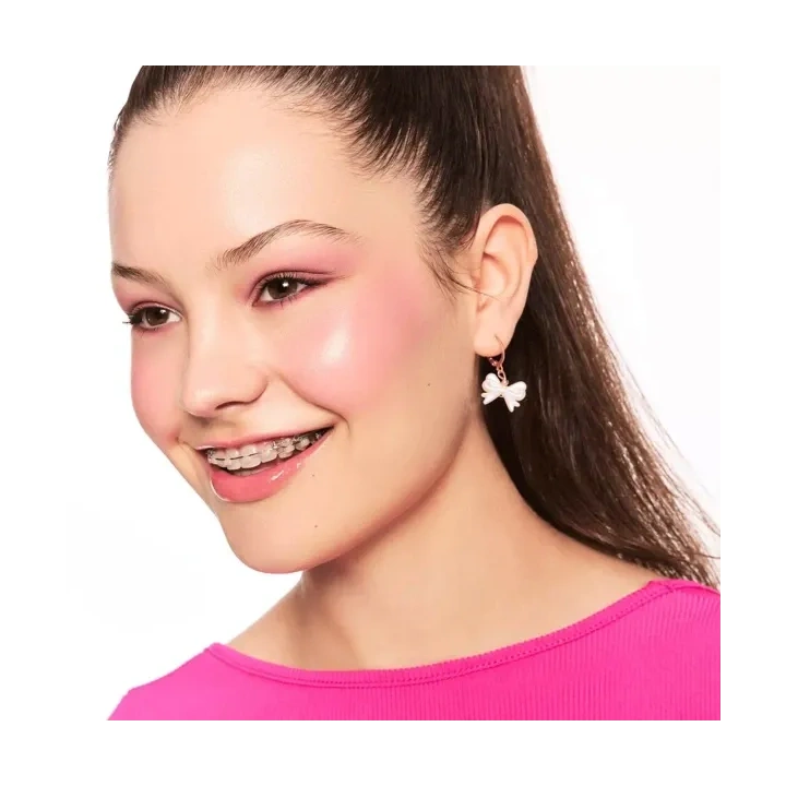ESSENCE Baby Got Blush róż do policzków w sztyfcie 50 Cherry Cherry Baby 5,5g 