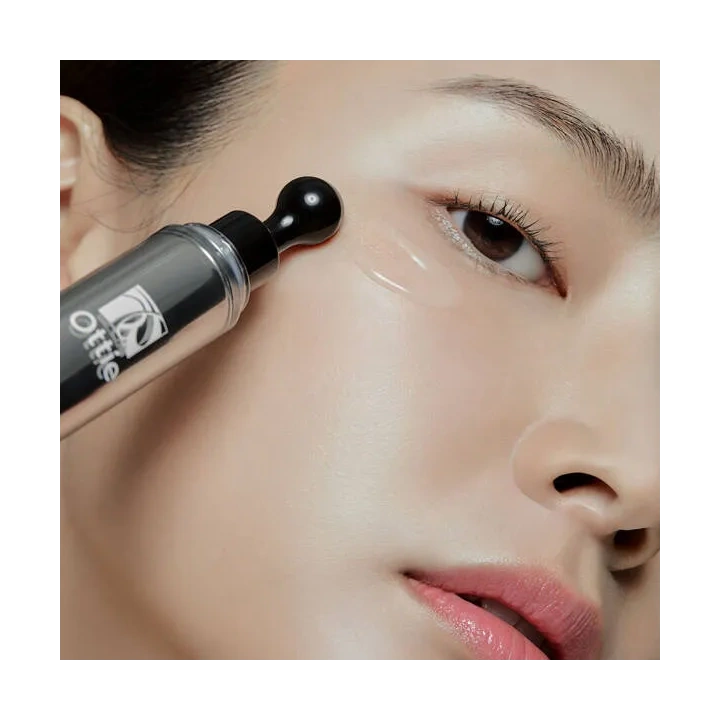 OTTIE Platinum Aura krem pod oczy roll-up przeciwstarzeniowy z platyną 15ml
