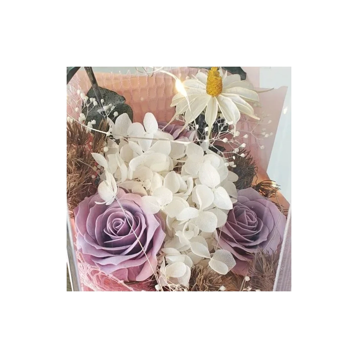 ECARLA Flower Box bukiet zapachowych kwiatów mydlanych w pudełku LED BUK18