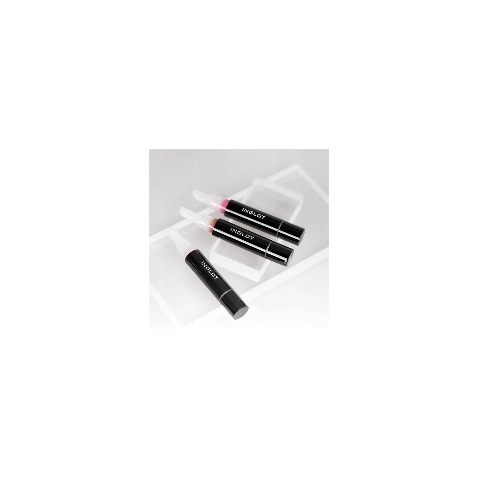 INGLOT High Gloss Lip Oil olejek do ust 01 bezzapachowy bezbarwny 5g 