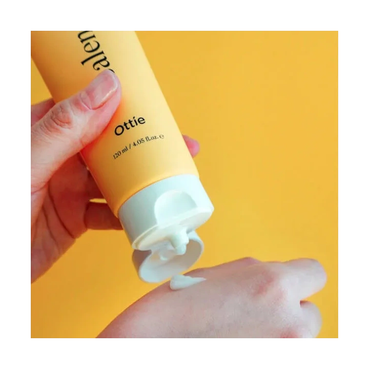 OTTIE Calendula enzymatyczzny peeling do twarzy z nagietkiem LHA Mild 120ml
