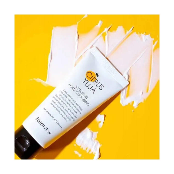 FARMSTAY Citrus Yuja pianka do mycia twarzy rewitalizująca 100ml 