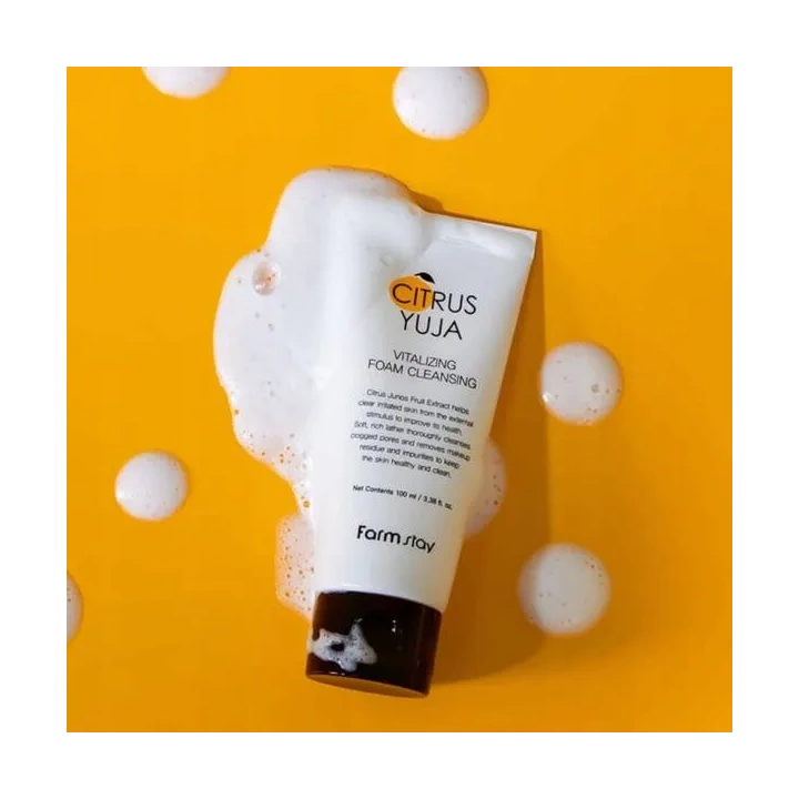 FARMSTAY Citrus Yuja pianka do mycia twarzy rewitalizująca 100ml 