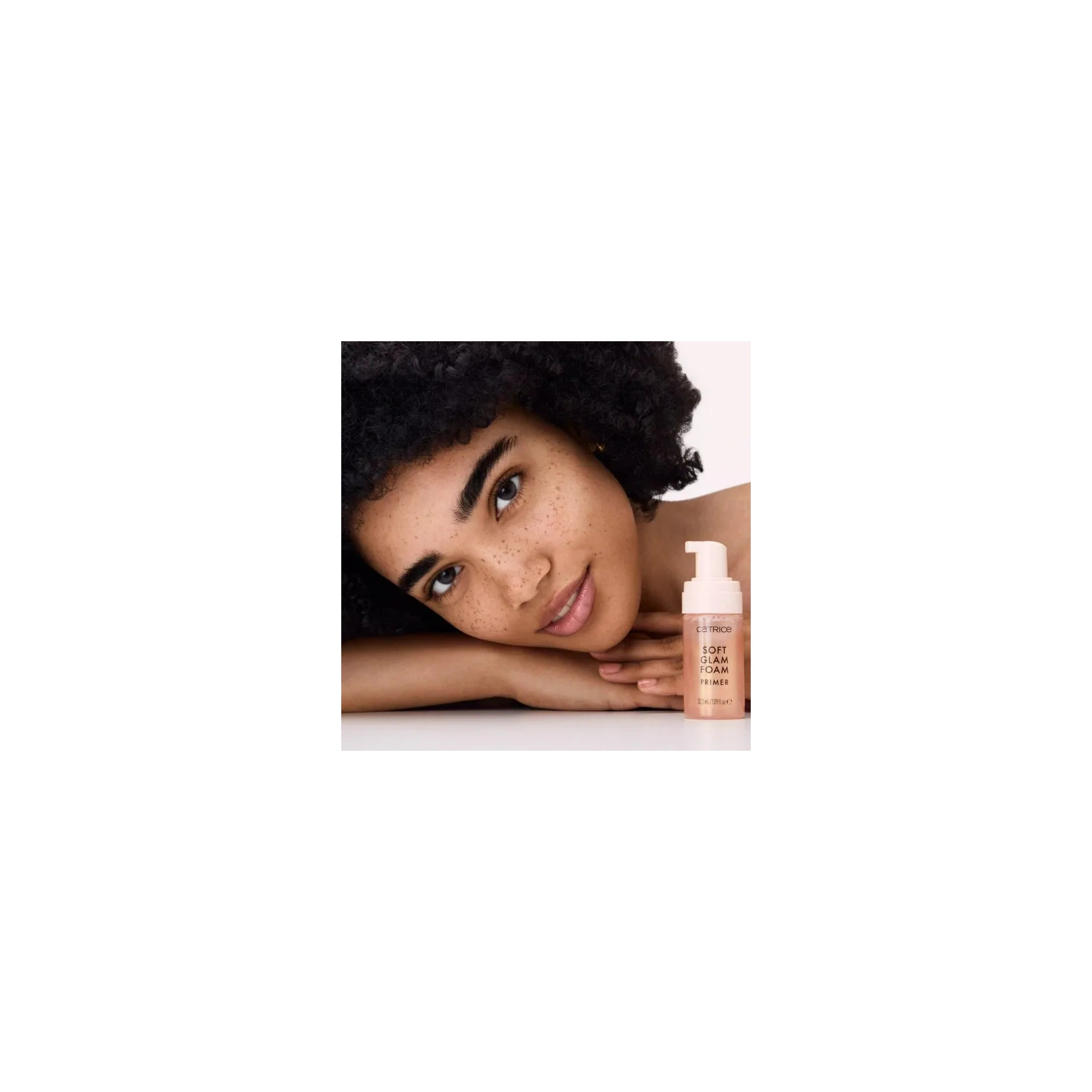 CATRICE Soft Glam Foam Primer baza pod makijaż 010 Beyond The Cloud 32,5ml