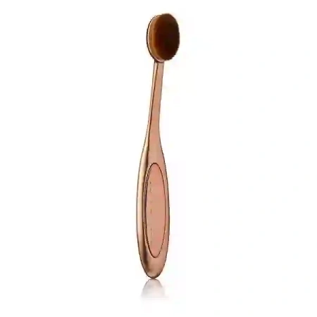 Makeup Revolution szczotka Oval Shape do konturowania 
