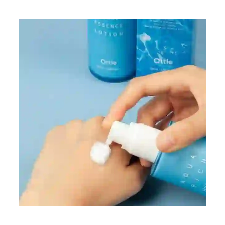OTTIE Aqua Rich Hyaluron esencja do twarzy intensywnie nawilżająca 120ml 