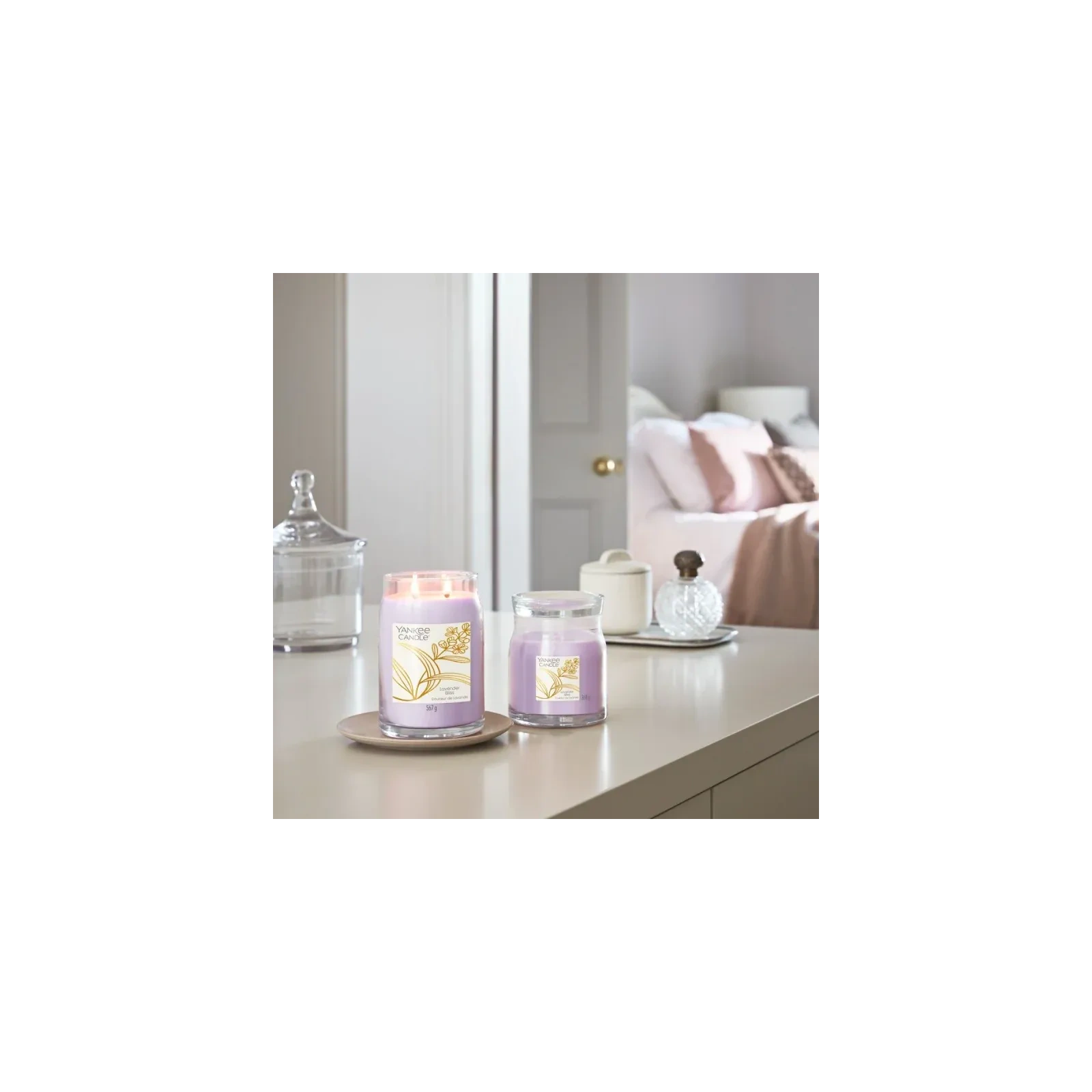 YANKEE CANDLE Signature Duża świeca w słoiku LAVENDER BLISS 567g