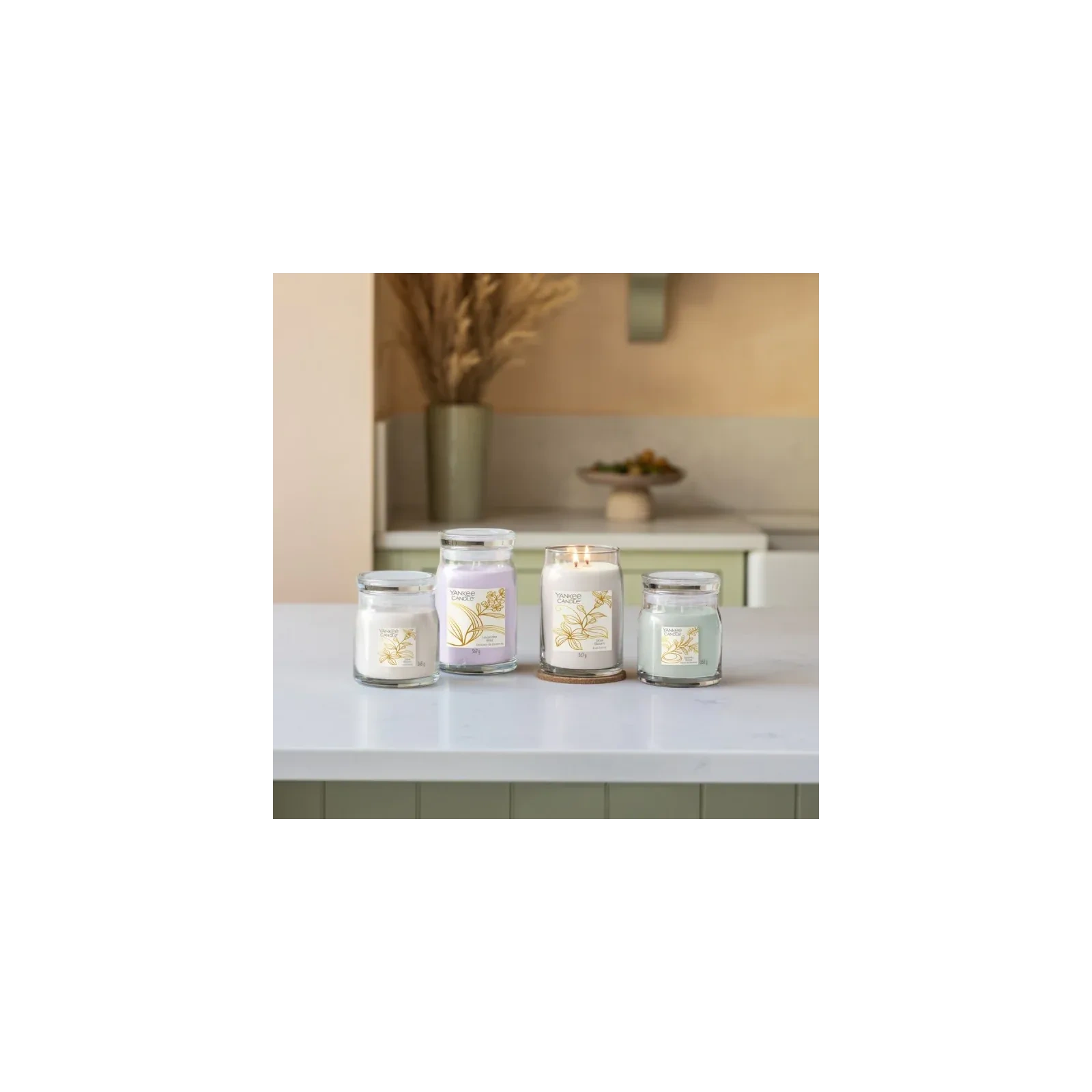 YANKEE CANDLE Signature Duża świeca w słoiku SLOW BLOOM 567g
