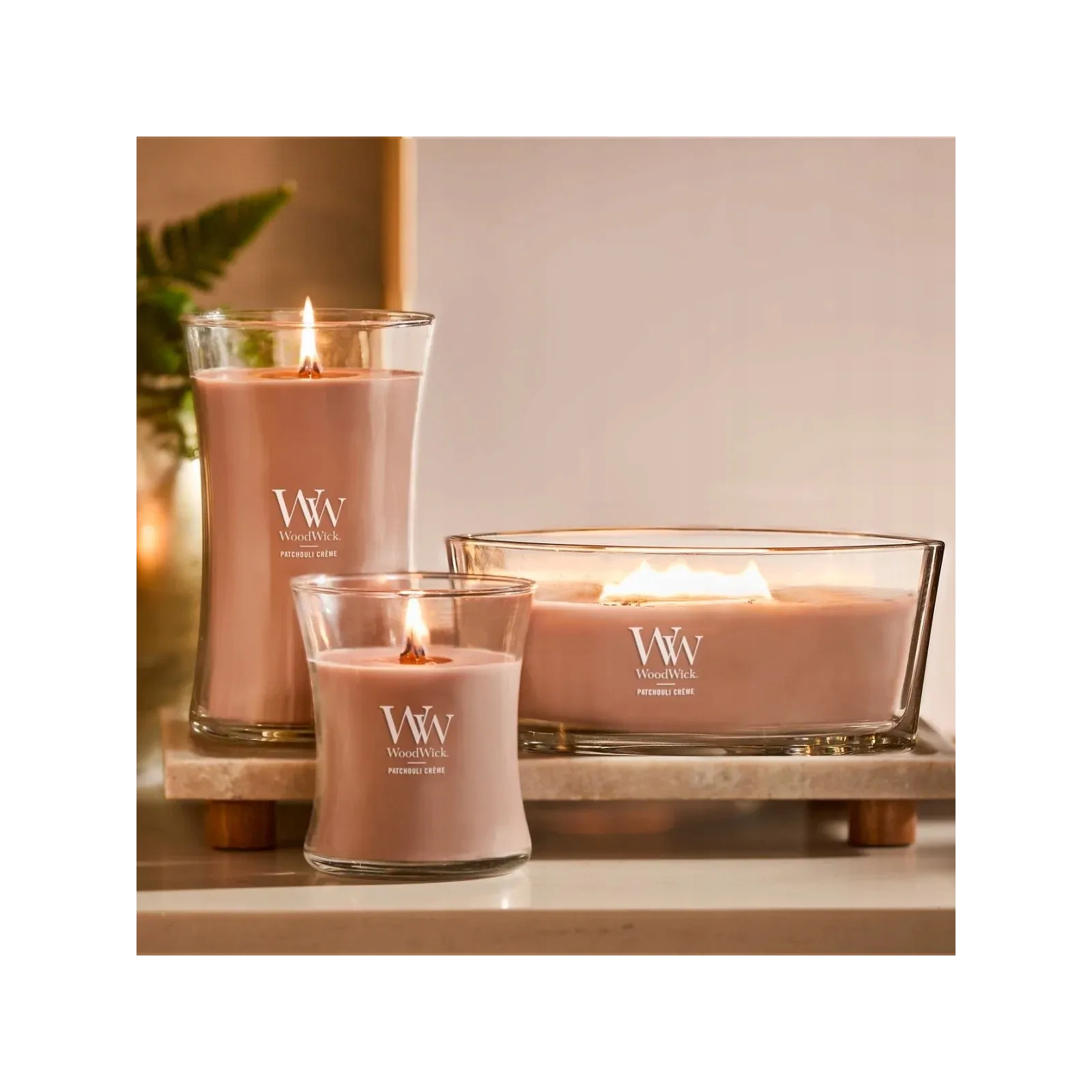 WOODWICK Pluswick duża świeca w słoiku PATCHOULI CREME 609,5g