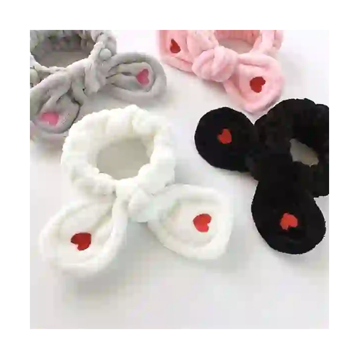 ECARLA opaska kosmetyczna do włosów z Kokardą i serduszkami 19,5x8cm Czarna OPK11CZ 