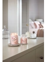 YANKEE CANDLE Signature Średnia świeca w słoiku PINK SANDS 368g