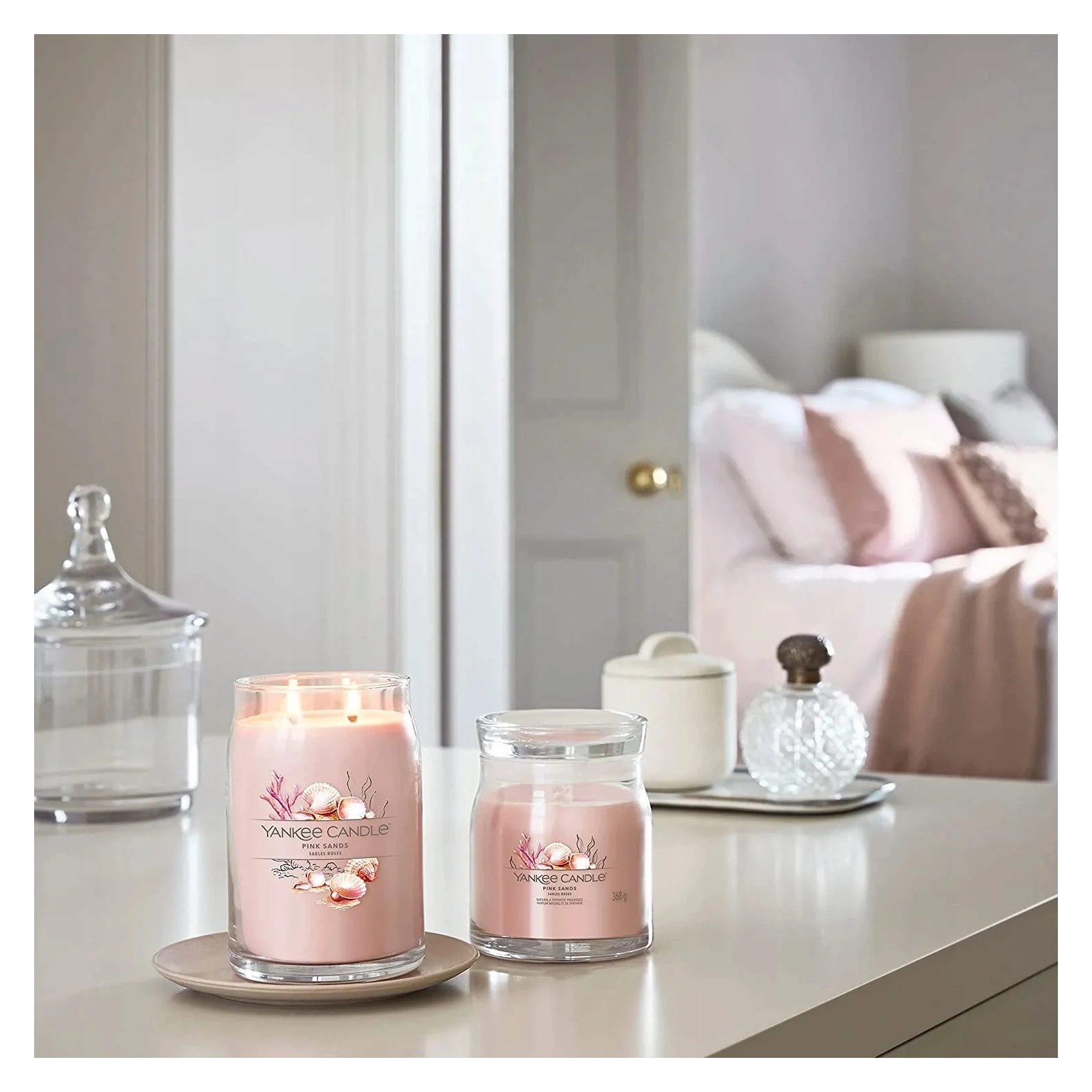 YANKEE CANDLE Signature Średnia świeca w słoiku PINK SANDS 368g