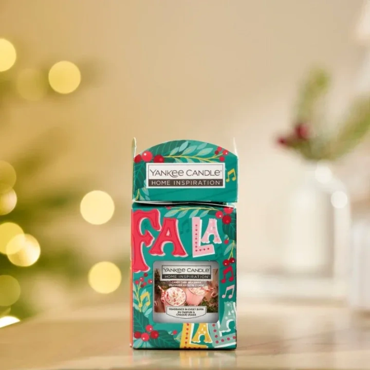 YANKEE CANDLE Home Inspiration świeca w słoiku FA LA LA LA 104g