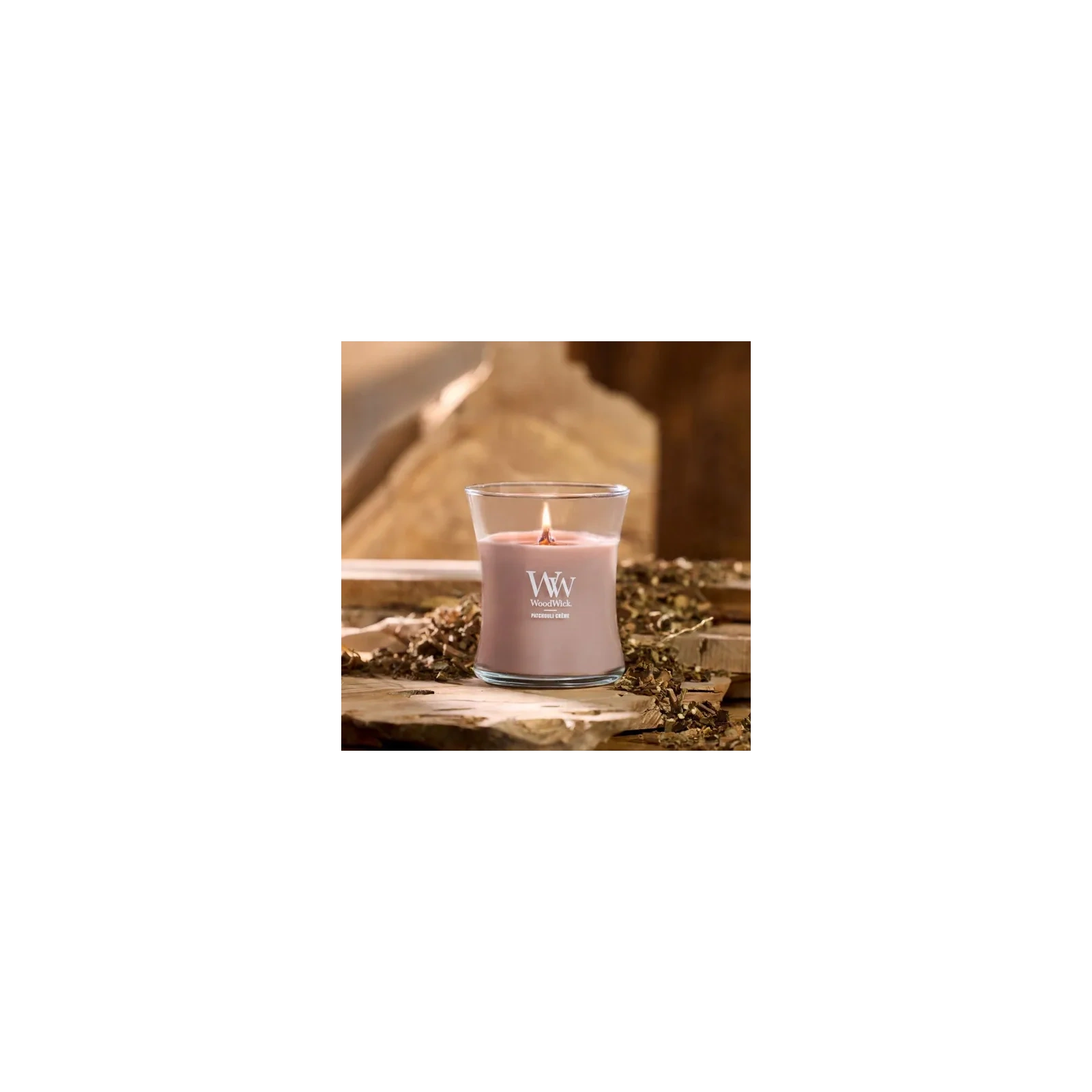 WOODWICK Pluswick średnia świeca w słoiku PATCHOULI CREME 275g