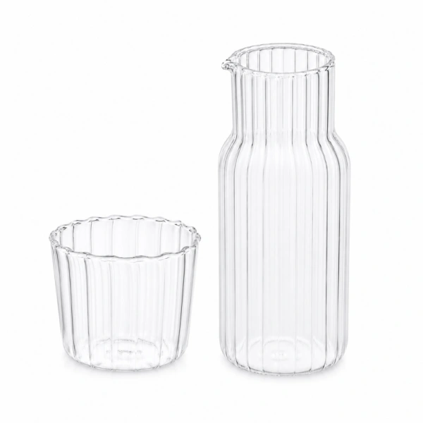 ECARLA karafka z falowanymi ściankami 510ml i pokrywką-szklanką 220ml KARR02