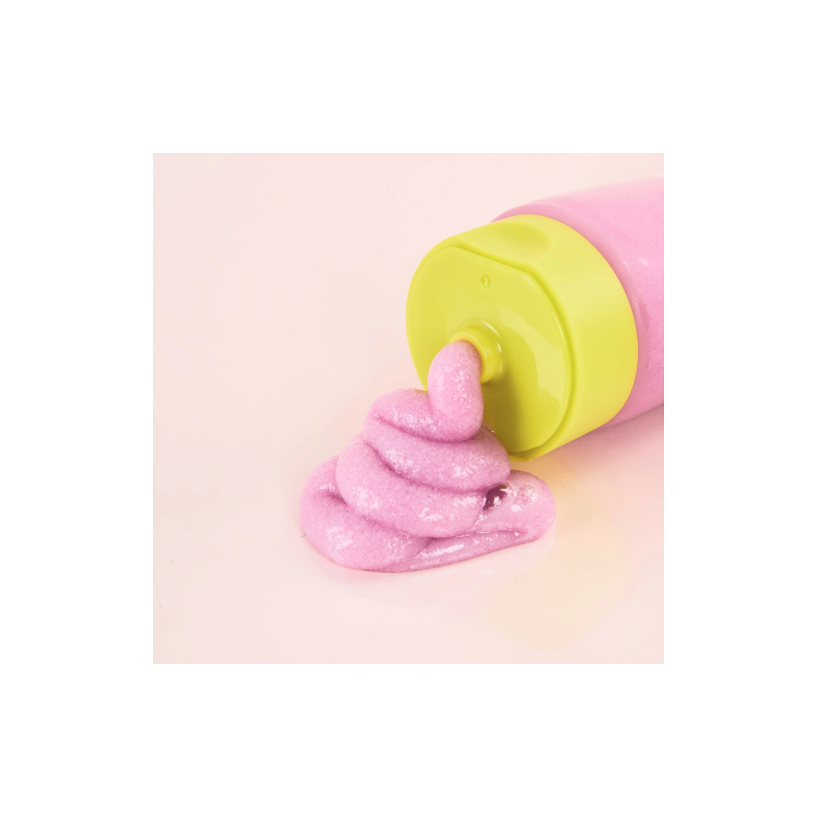 ZIGTAG Berry Smoothie Scrub Cleanser peelingujący żel oczyszczający do twarzy 130ml