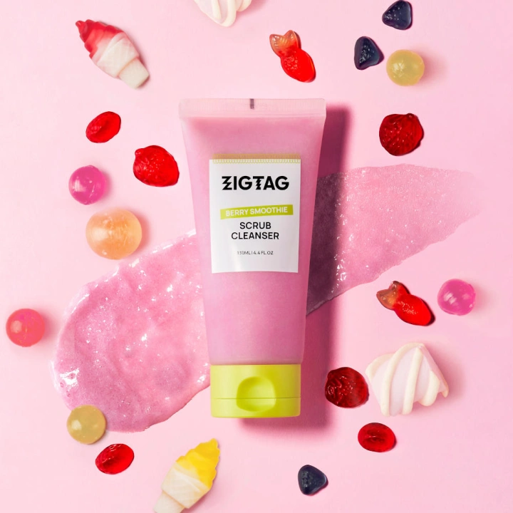 ZIGTAG Berry Smoothie Scrub Cleanser peelingujący żel oczyszczający do twarzy 130ml