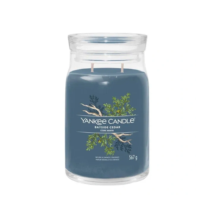 YANKEE CANDLE Signature Duża świeca w słoiku BAYSIDE CEDAR 567g