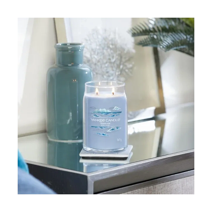 YANKEE CANDLE Signature Duża świeca w słoiku OCEAN AIR 567g