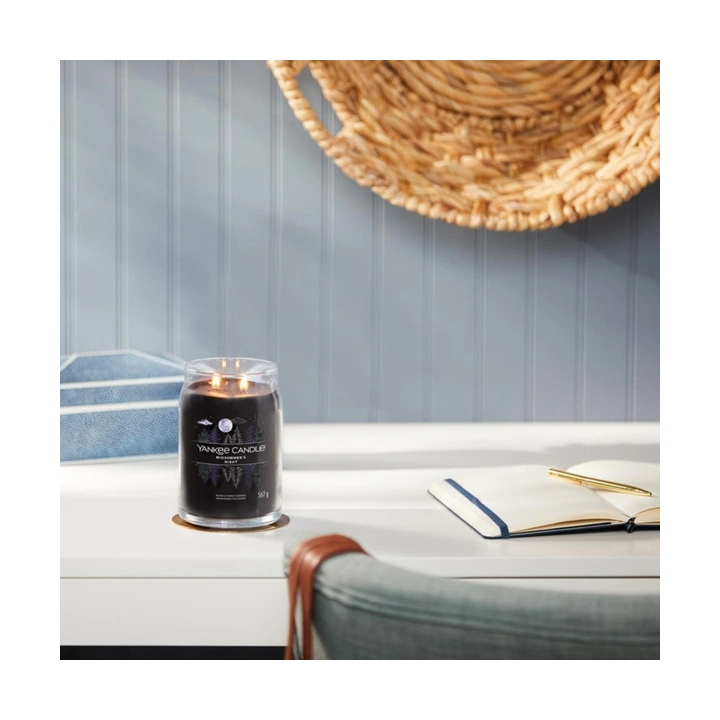 YANKEE CANDLE Signature Duża świeca w słoiku MIDSUMMER'S NIGHT 567g