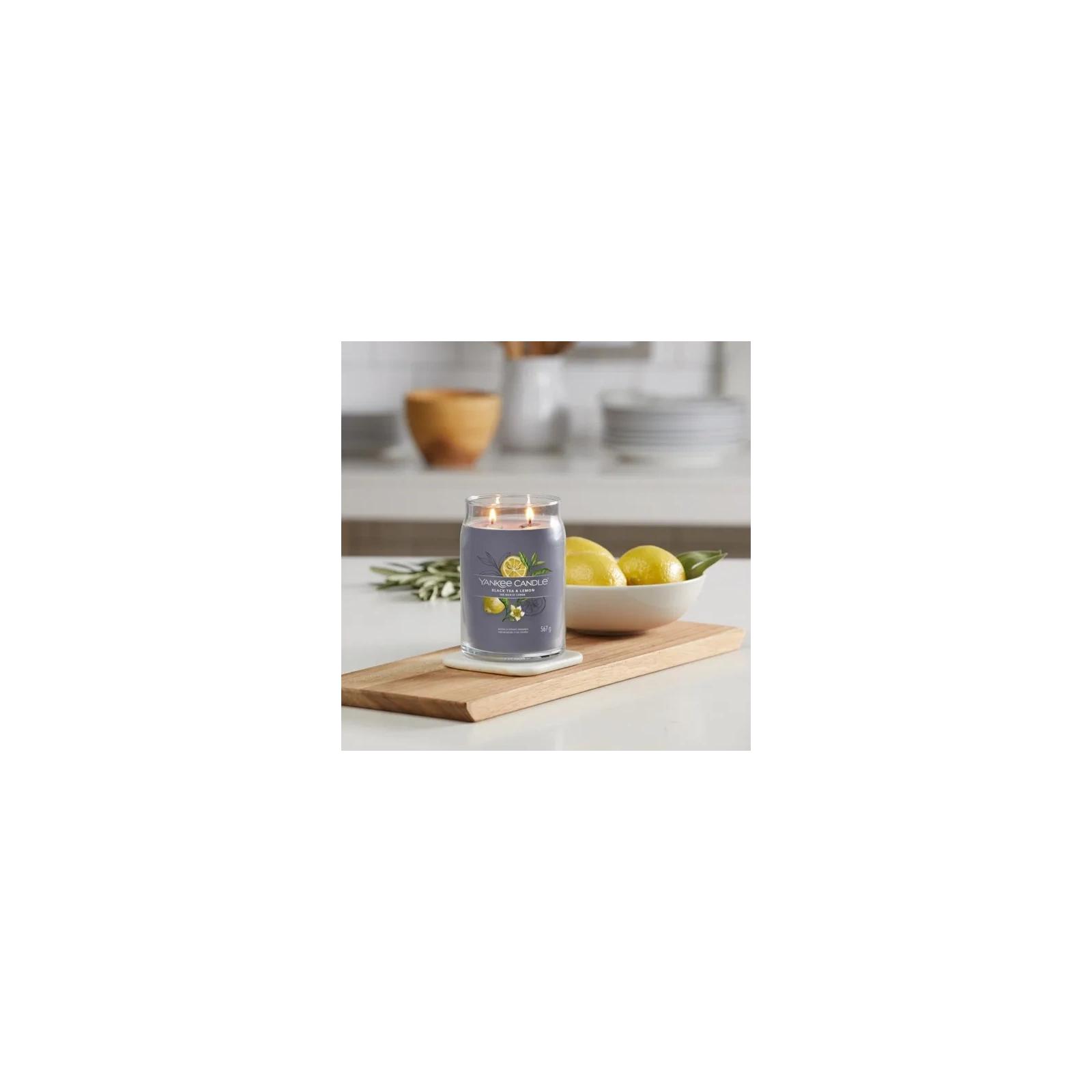 YANKEE CANDLE Signature Duża świeca w słoiku BLACK TEA & LEMON 567g