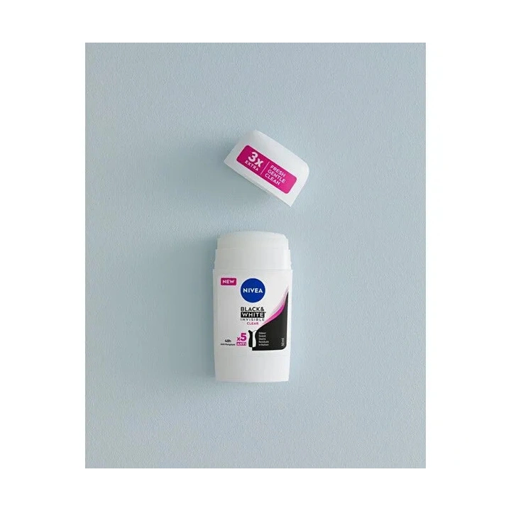 NIVEA Black & White Invisible antyperspirant w sztyfcie Clear 50ml