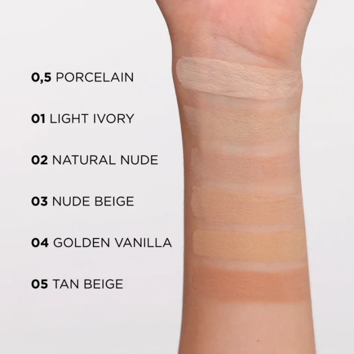 EVELINE Better Than Perfect długotrwały podkład do twarzy matujący 01 Light Ivory 30ml