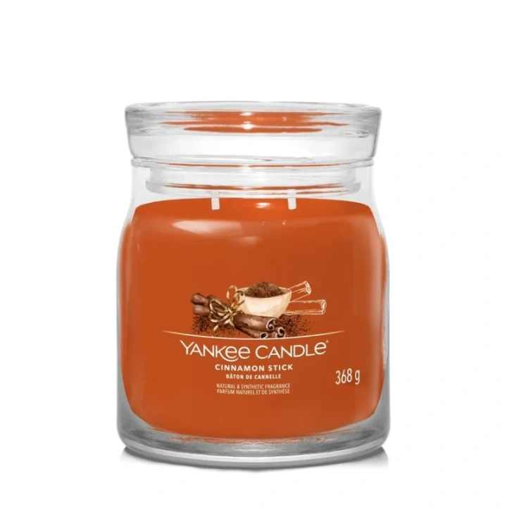YANKEE CANDLE Signature New Średnia świeca w słoiku CINNAMON STICK 368g