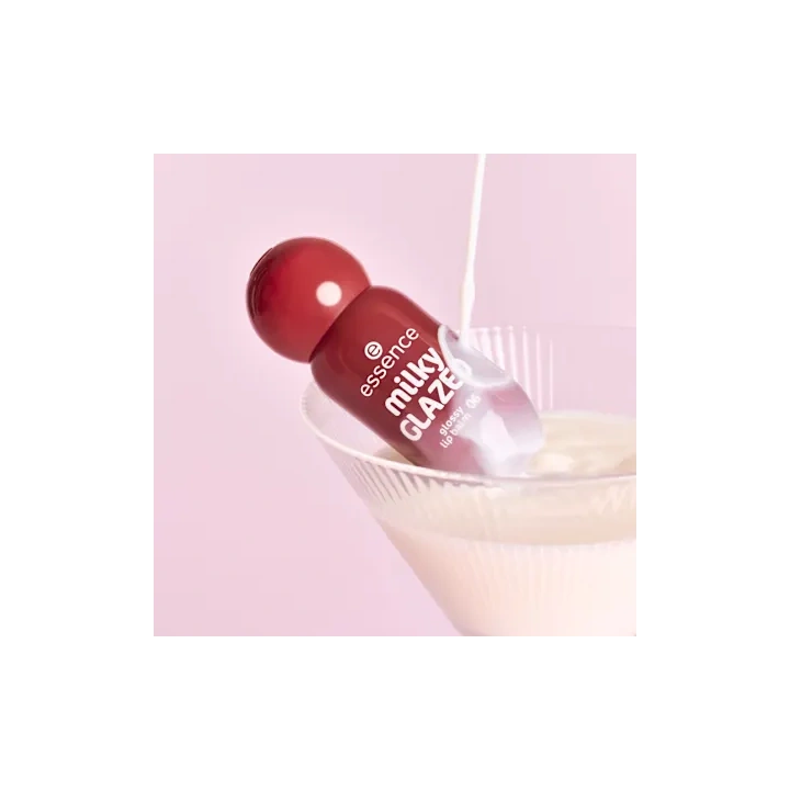 Essence Milky Glazed lśniący balsam do ust 06 Cherry on Top 4ml