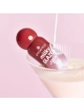 Essence Milky Glazed lśniący balsam do ust 06 Cherry on Top 4ml