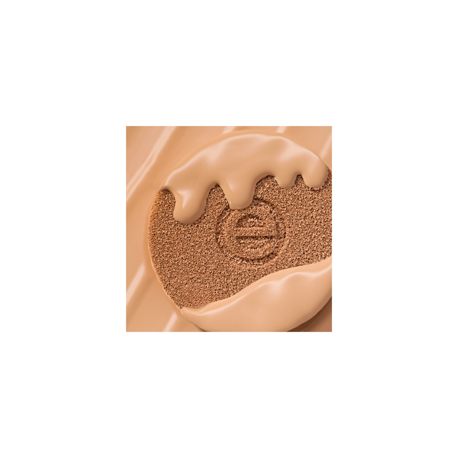 Essence Silky Cushion satynowy podkład w poduszeczce 155 12g