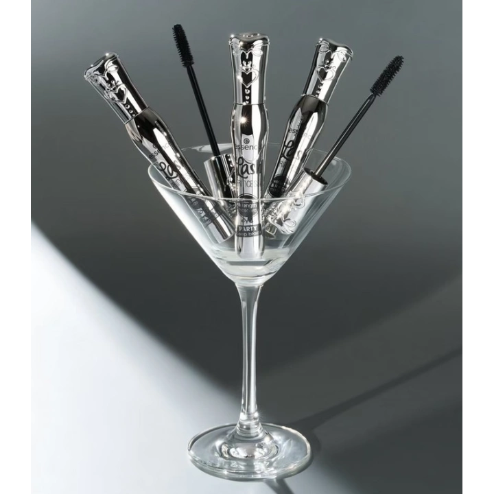 Essence Lash Princess pogrubiający tusz do rzęs Party Deep Black 10ml