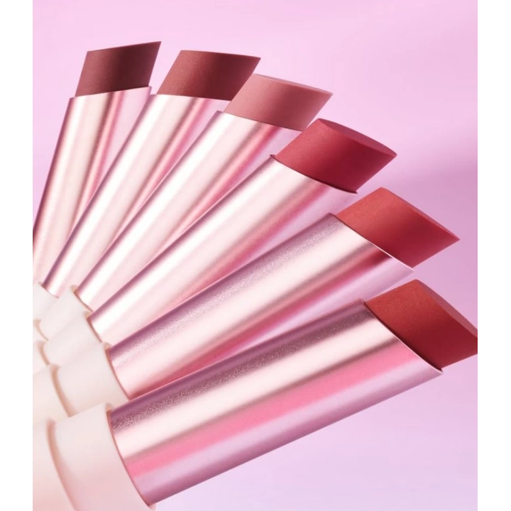 Essence Blur Soufflé wygładzający balsam do ust 01 Nude Beige 3g