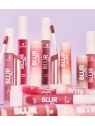 Essence Blur Soufflé wygładzający balsam do ust 02 Nude Peach 3g