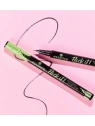 Essence Flick It! wodoodporny eyeliner w pędzelku 01 Black 0,5ml