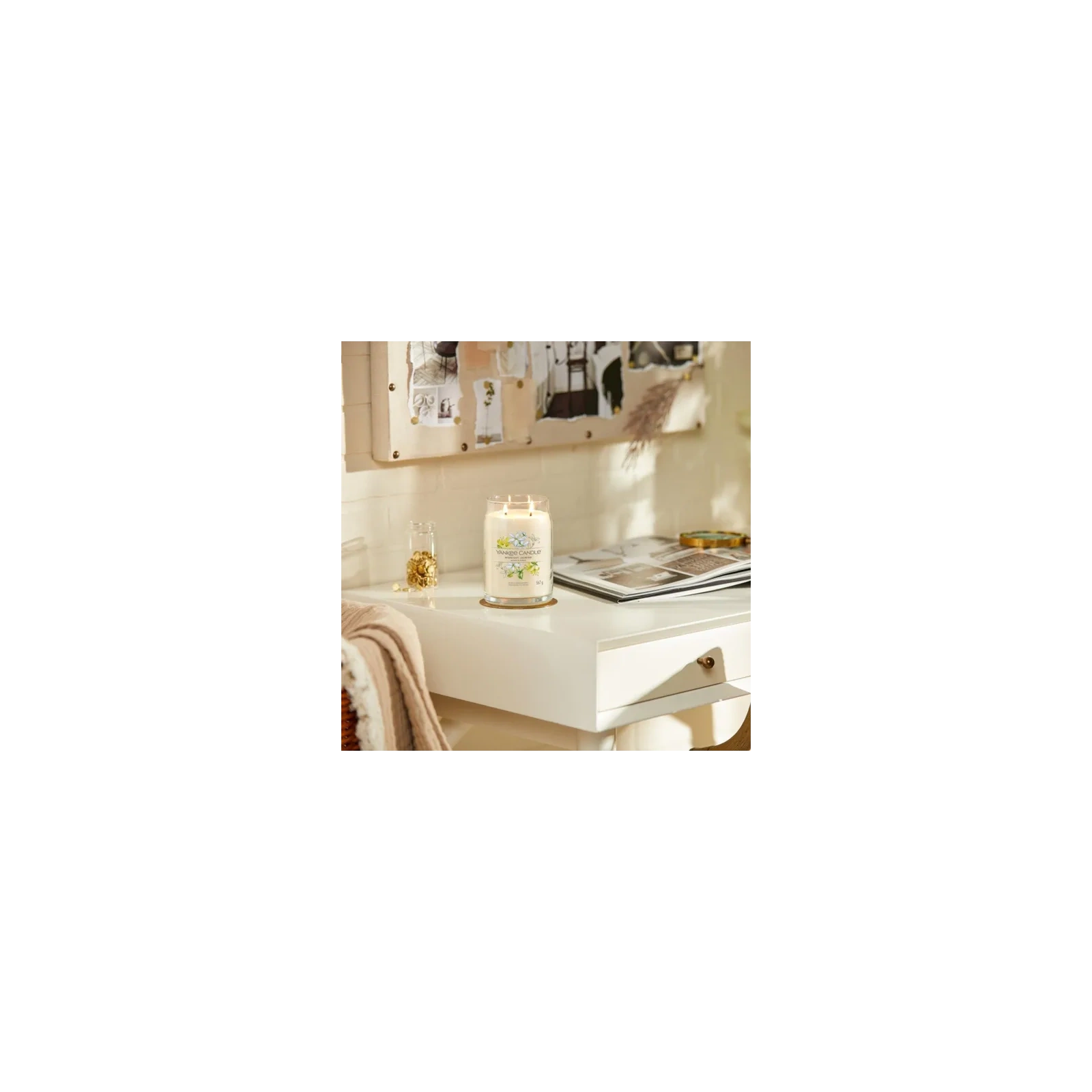 YANKEE CANDLE Signature Duża świeca w słoiku MIDNIGHT JASMINE 567g