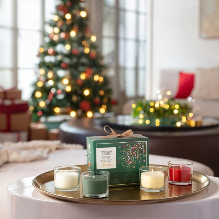 YANKEE CANDLE Christmas zestaw prezentowy 4 świece mini 4x37g