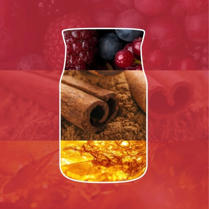 YANKEE CANDLE Christmas Eve świeca zapachowa Signature mała 110g