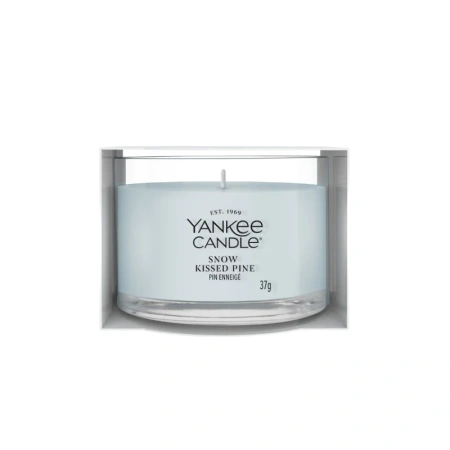 YANKEE CANDLE Snow Kissed Pine świeca zapachowa Signature mini 37g