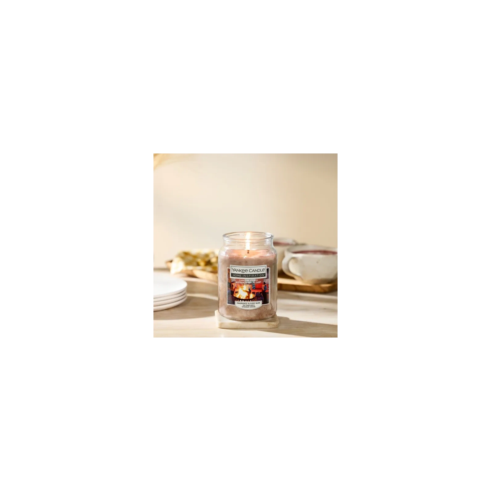 YANKEE CANDLE Home Inspiration Duża świeca w słoiku CAMPFIRE STORIES 538g
