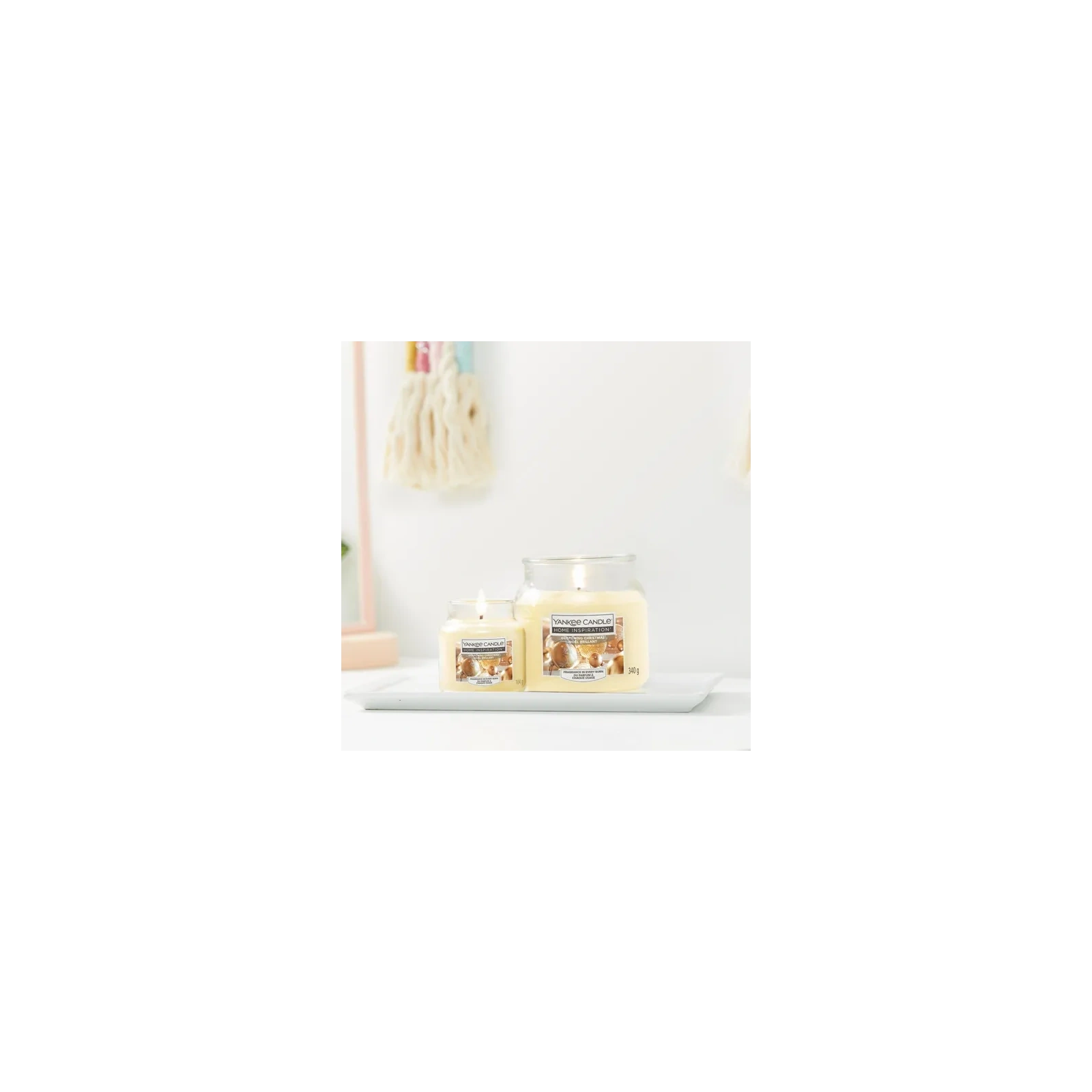 YANKEE CANDLE Home Inspiration Średnia świeca w słoiku GLISTENING CHRISTMAS 340g